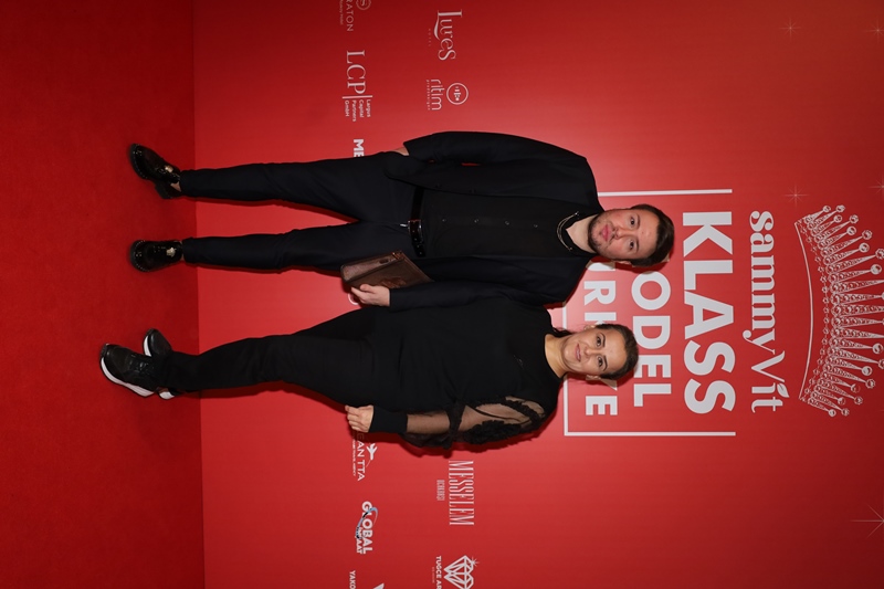 Sammyvit Klass Model Türkiye 2025 :  Ünlü �simler K�rm�z� Hal� ��kl���yla Oscar Gecesini Aratmad�